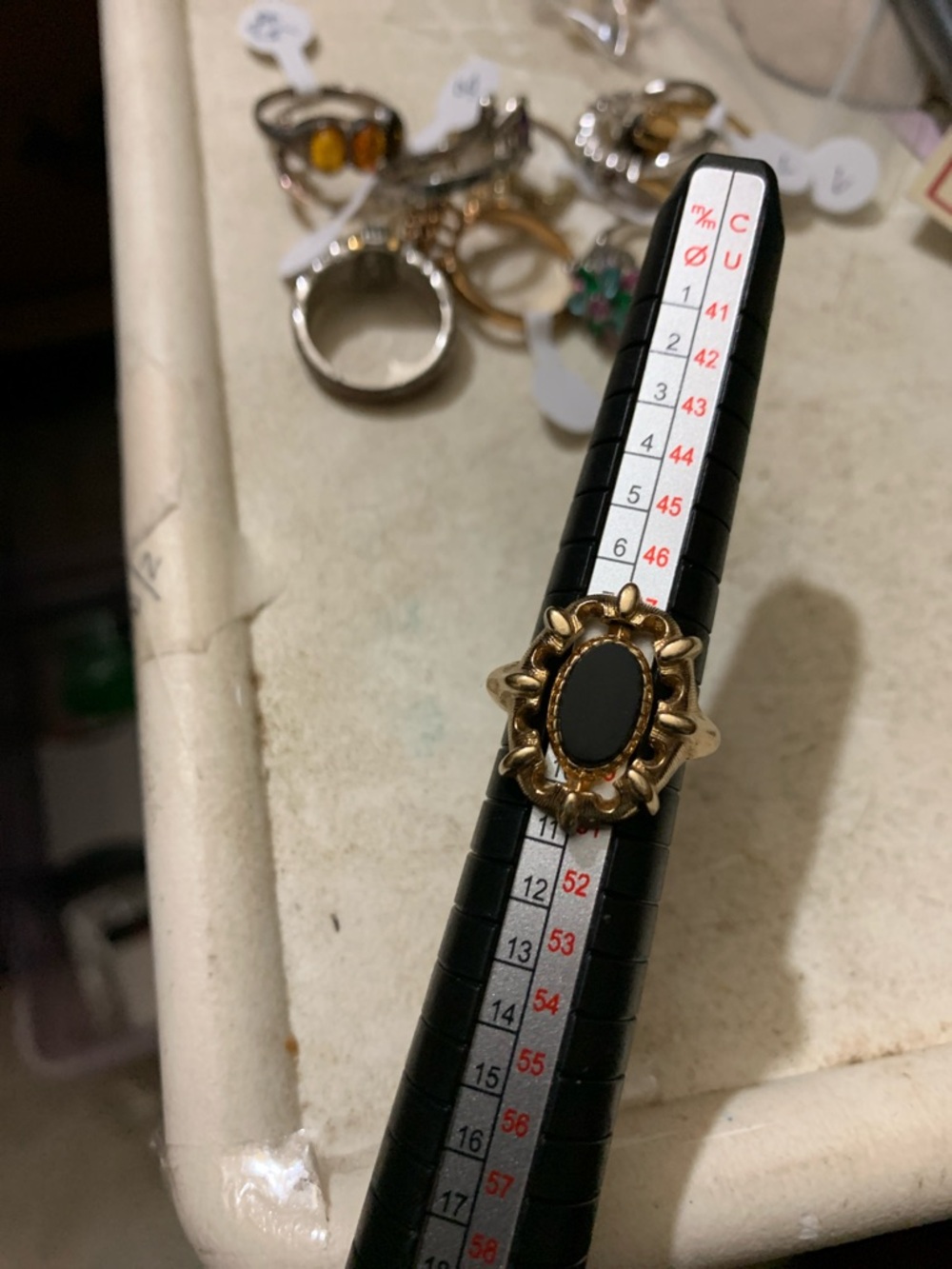 Avon Vintage Gold-Tone Lights & Shadows Reversible Flip Ring size 5 - Picture 4 of 7